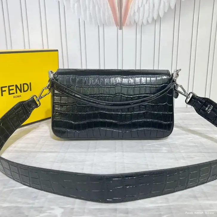 Cheap In Tiffany Black Medium Bag Leather Baguette Crocodile Fendi 0605